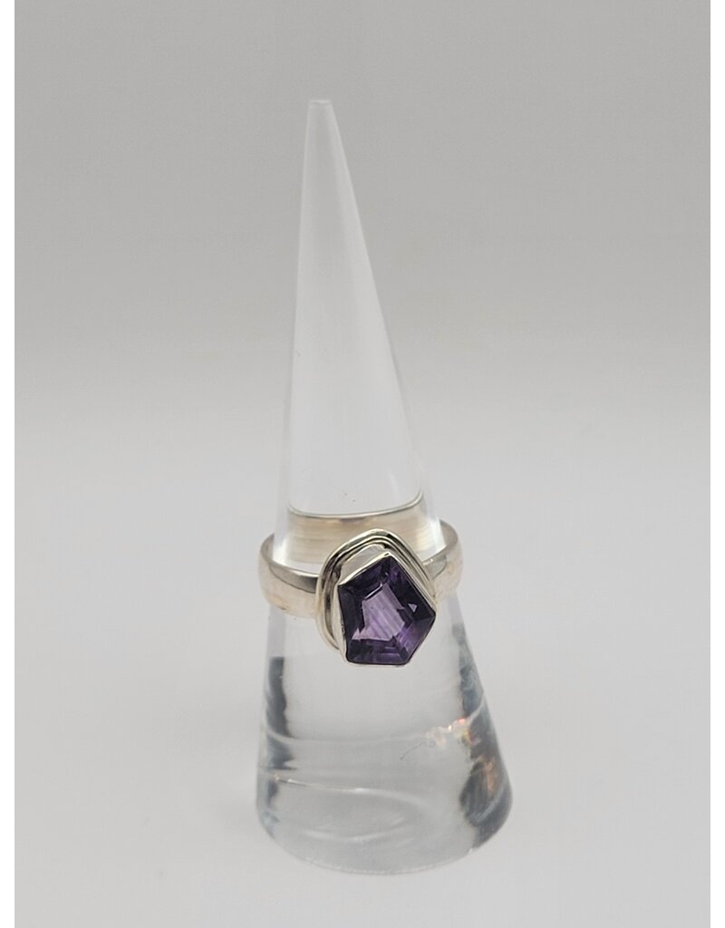 Ring Size 7 - Sterling Silver - Amethyst