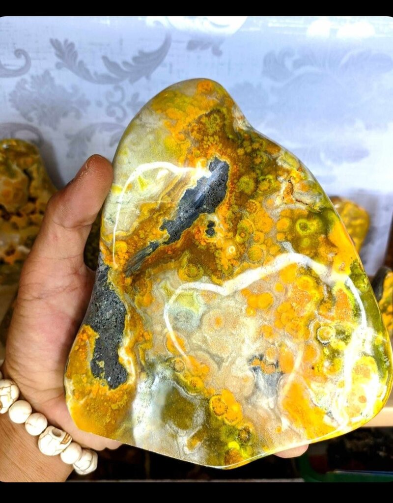 Bumblebee Jasper Freeform 994 gms - Gemstone #6