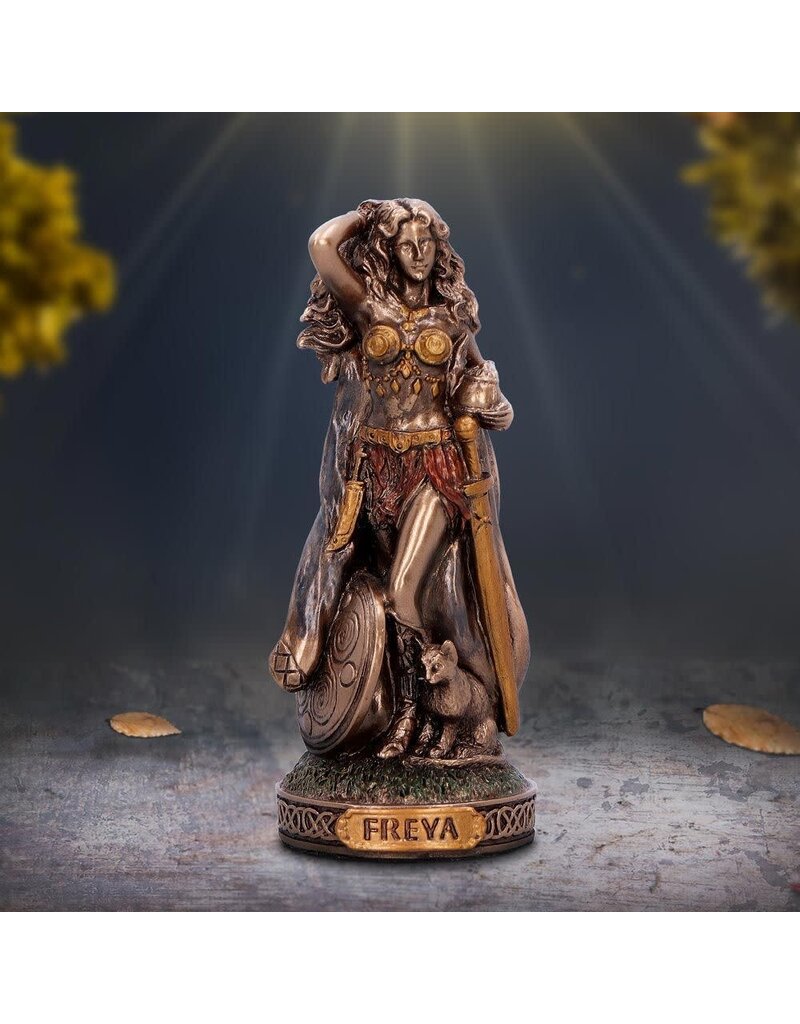 Nemesis Now Freya Goddess of Love and Fertility (Mini) 8.5cm