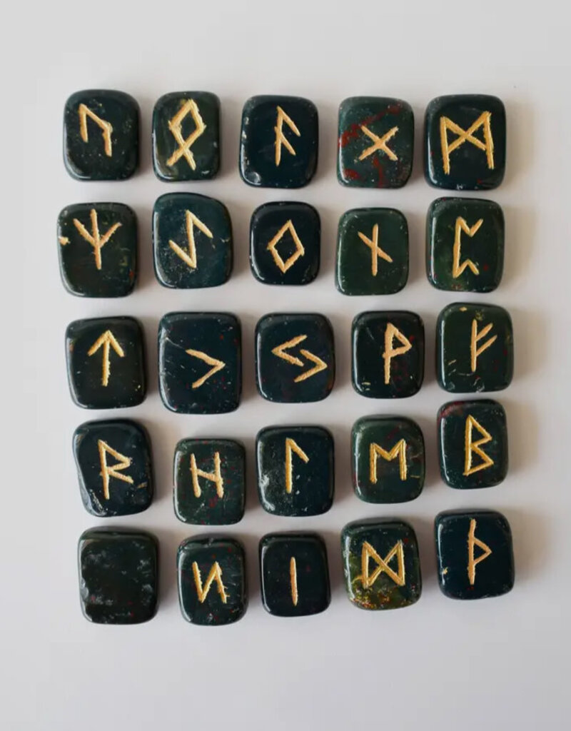 Bloodstone - Rune Set