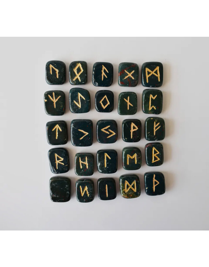 Bloodstone - Rune Set
