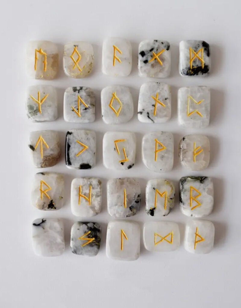 Rainbow Moonstone - Rune Set