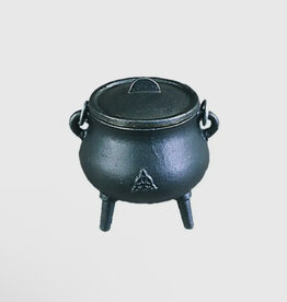 Triquetra Cast Iron Cauldron With Lid 3.5