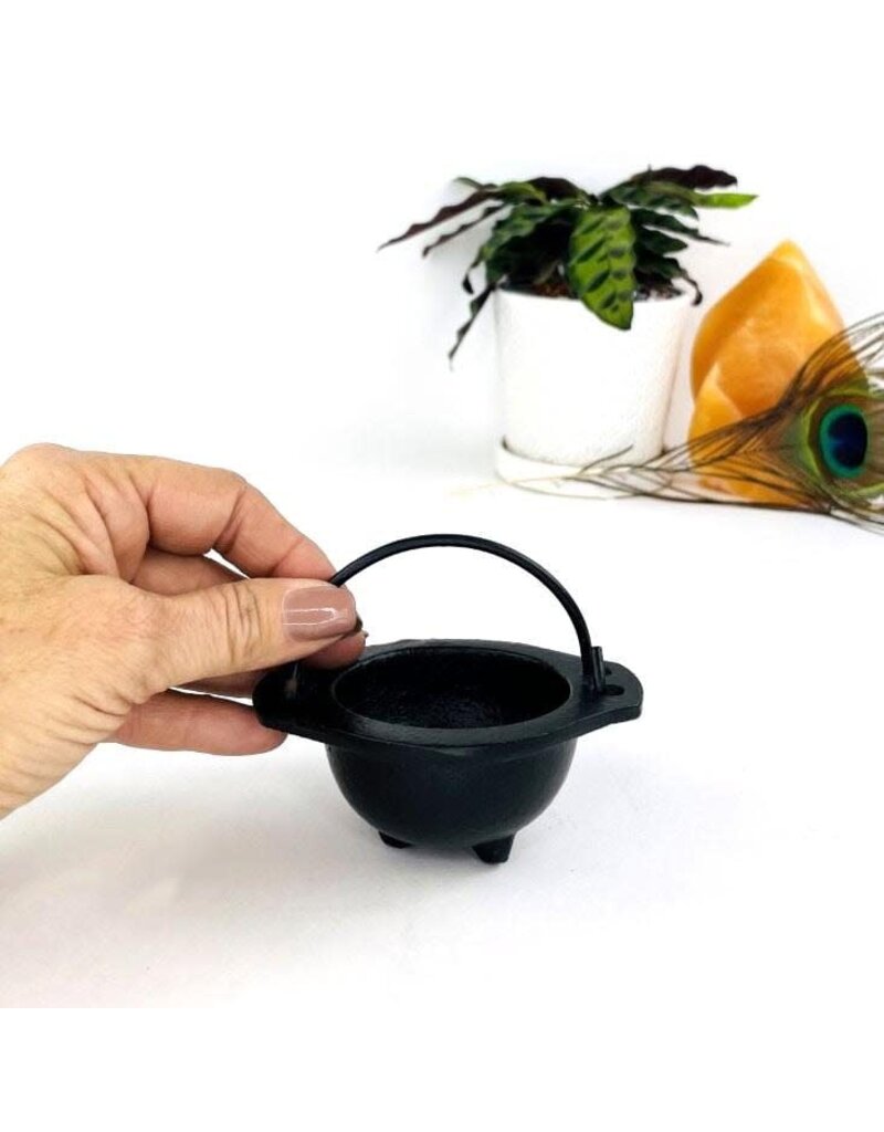 Small Cast Iron Cauldron with Handle