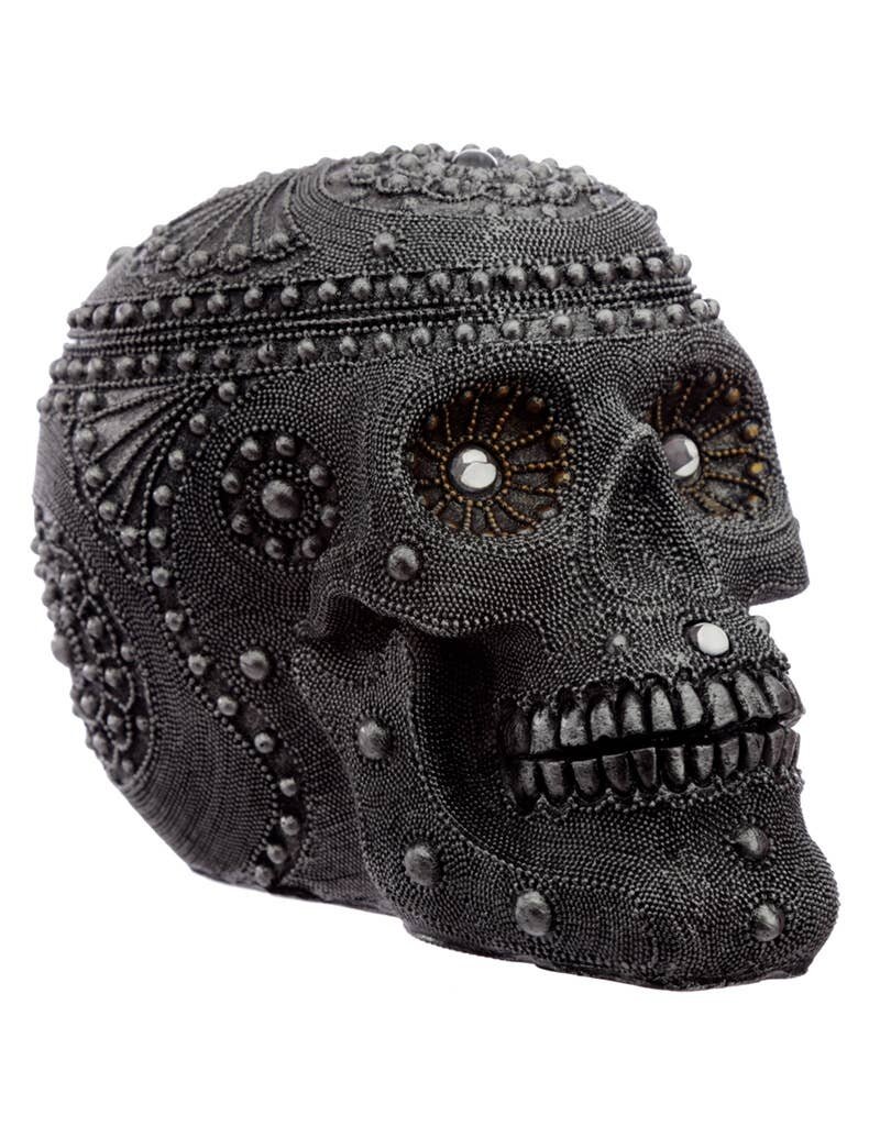 Silver Beaded Skull Head Statue (K1*)