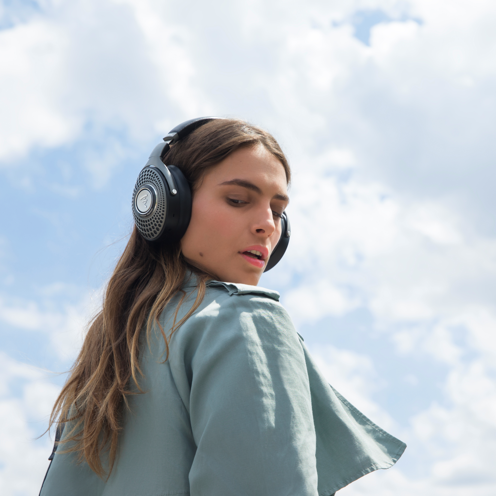 Focal Focal Bathys Hi-fi bluetooth active noise cancelling headphones