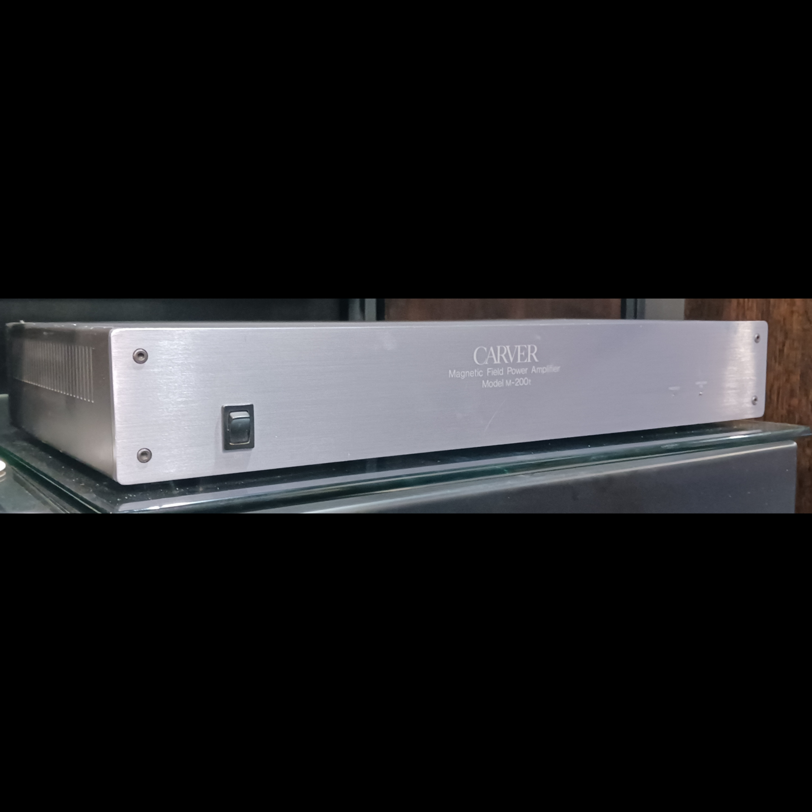 Carver M-200t Amplifier