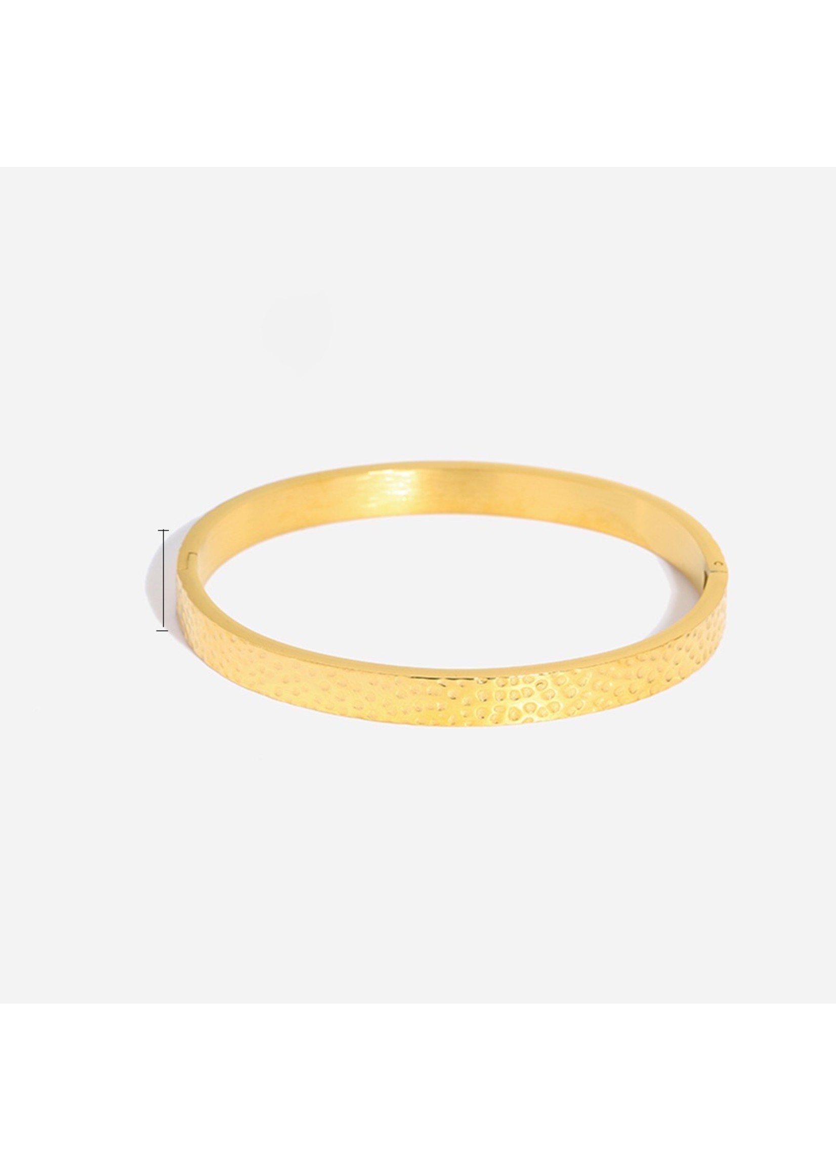 Smooth bangle bracelet