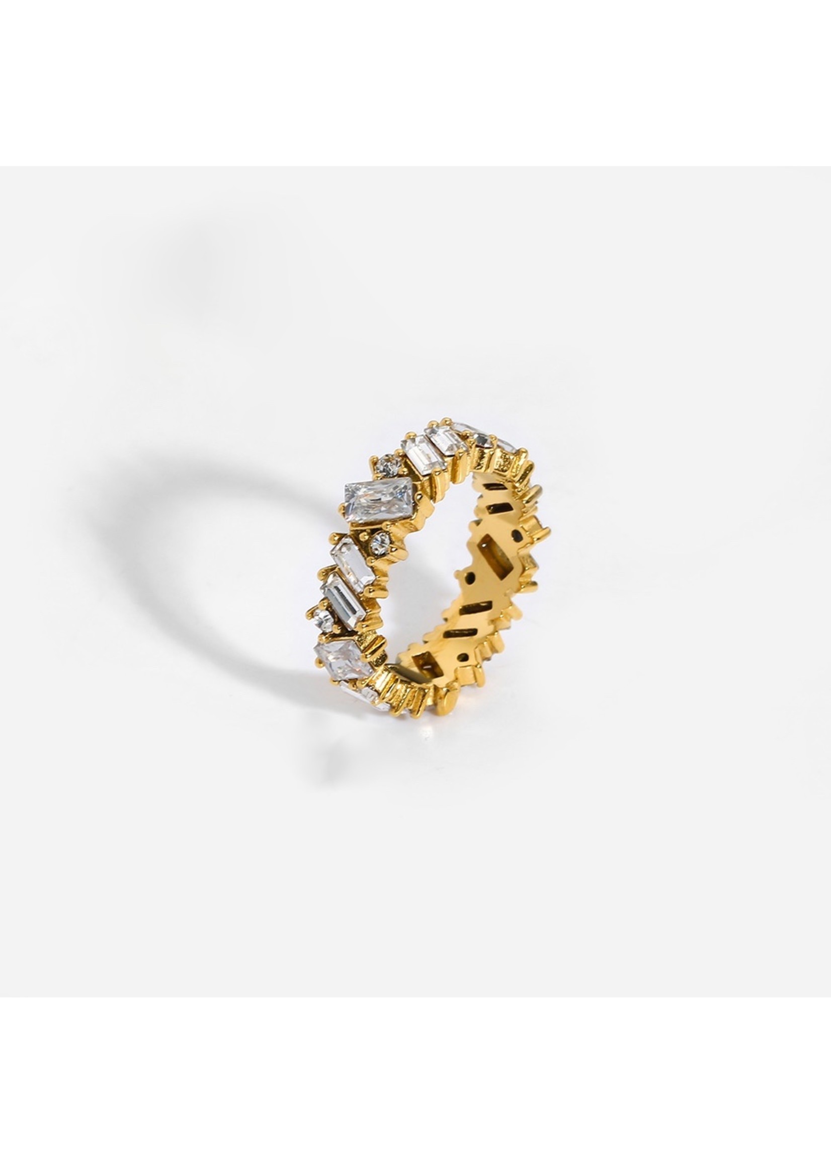 Geometric zirconia y ring