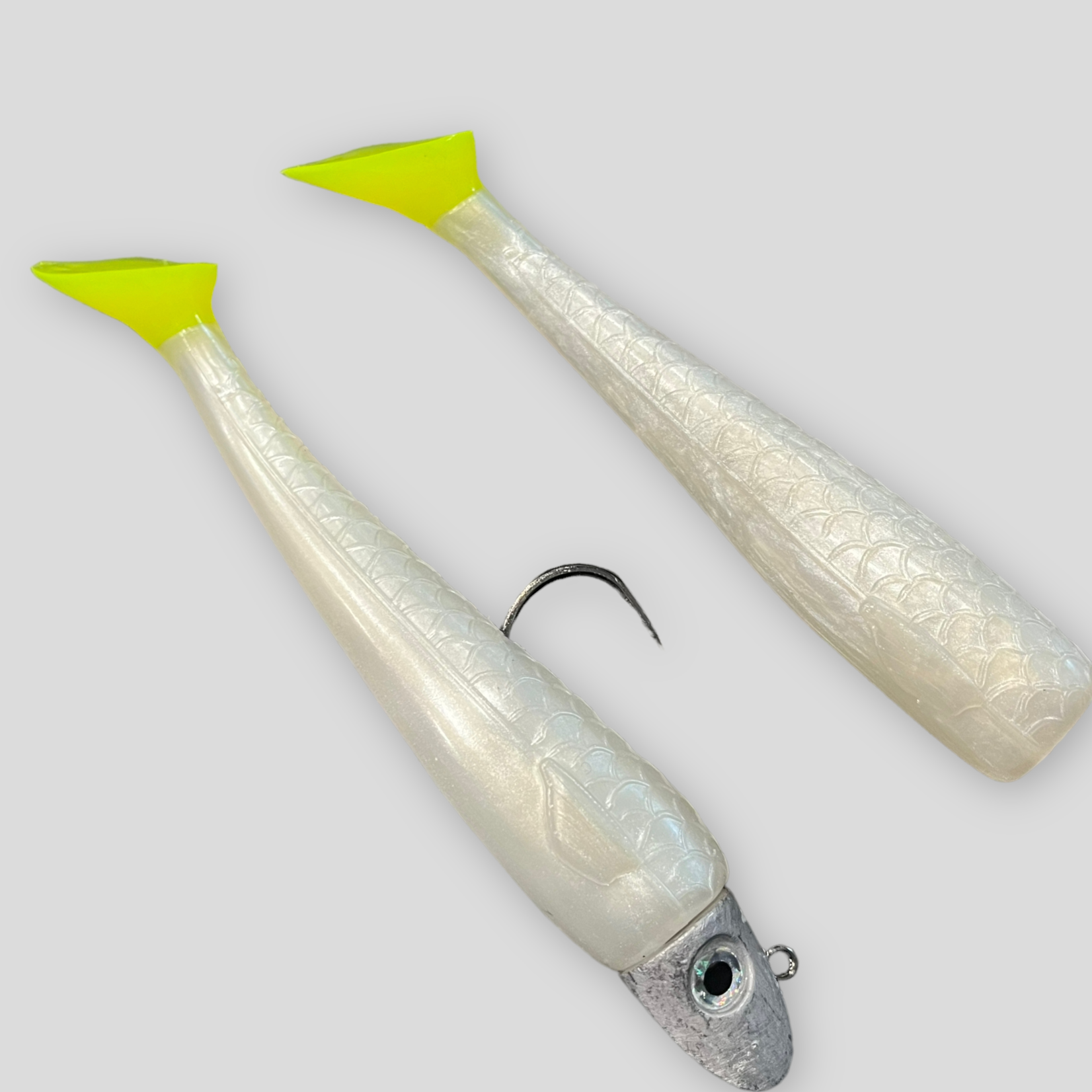  RonZ Lures Replacement Tails 8 6ct White Pearl