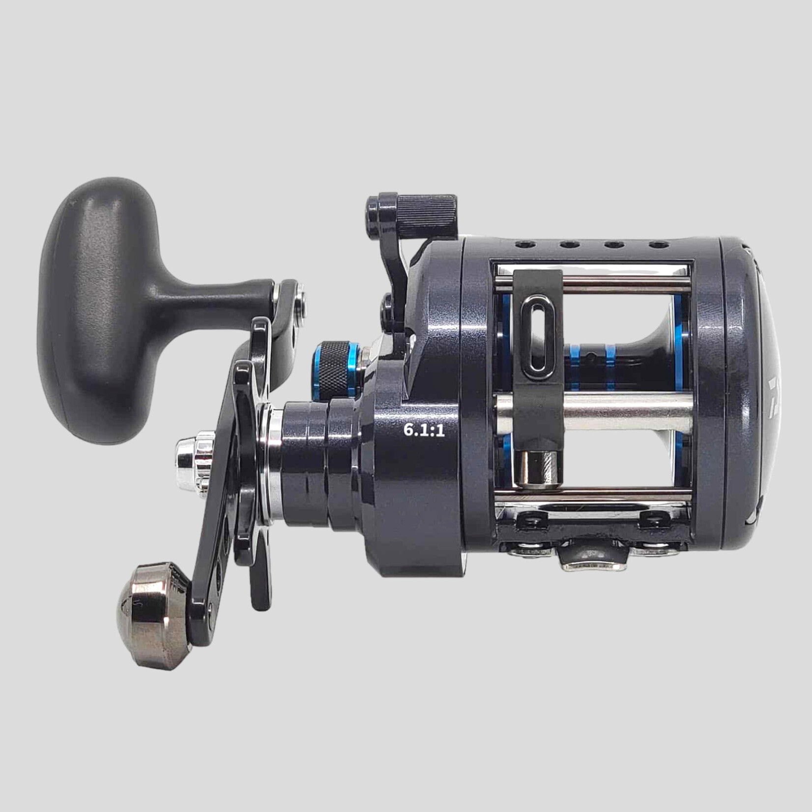 Daiwa Saltist Level Wind Casting Fishing Reel - Model LW 20 HC for