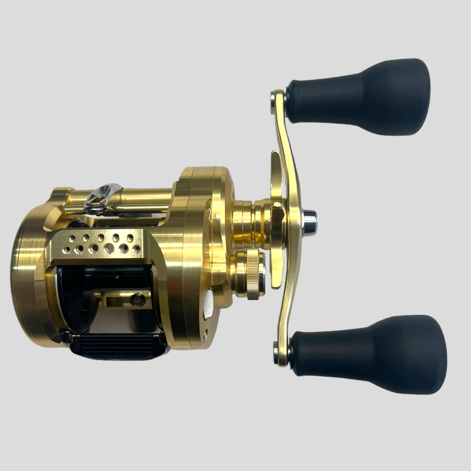 Shimano Calcutta Conquest MD Reel - Tyalure Tackle