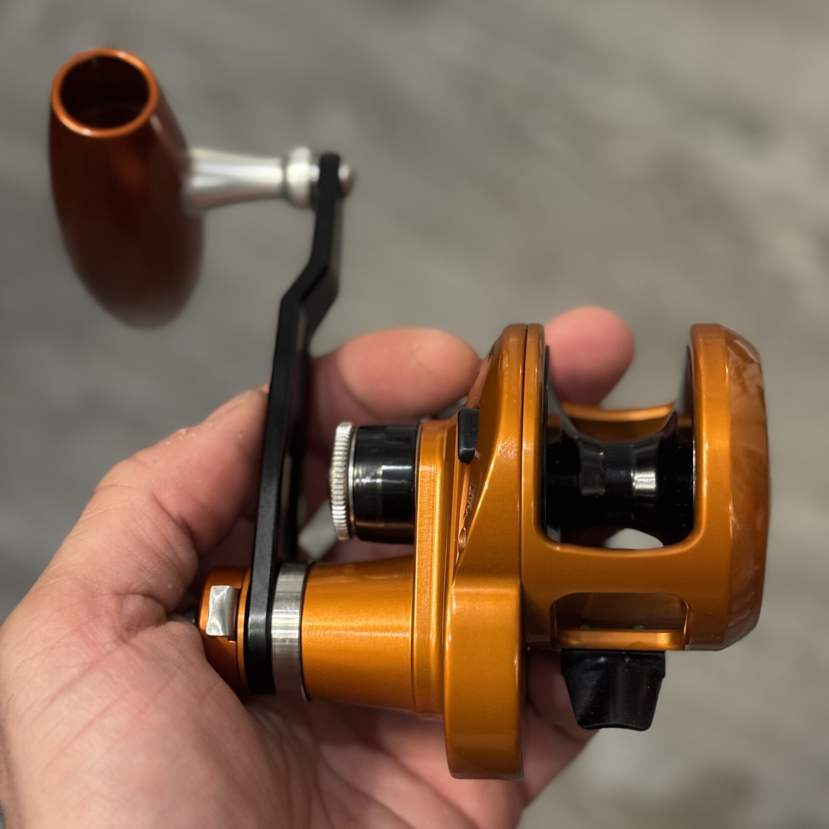 Accurate Accurate Valiant VT2 Burnt Orange/Black