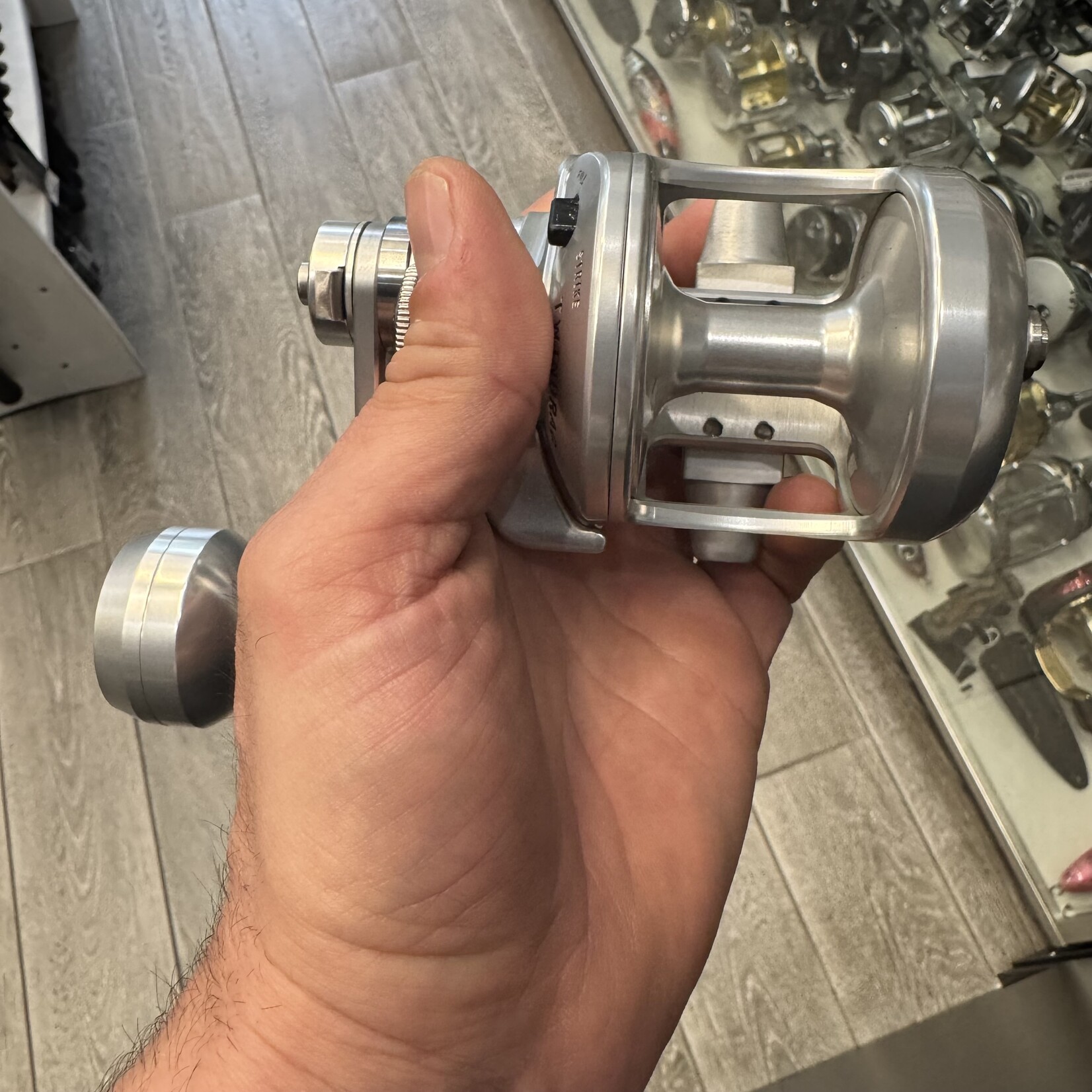 Accurate Accurate Valiant VT2 Lefty