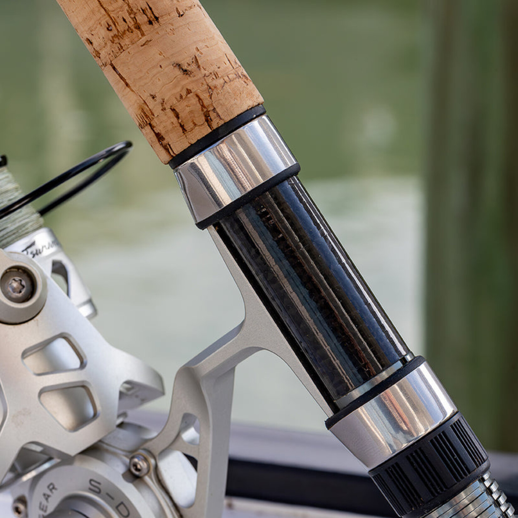Tsunami Tsunami Carbon Shield  III Titanium Series Spin Rod