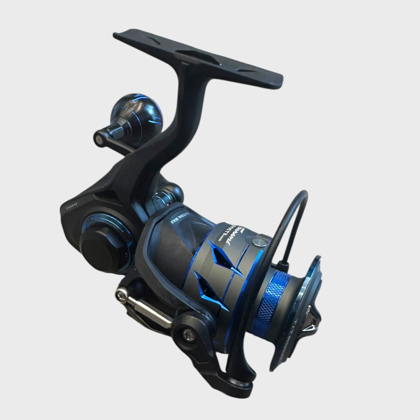 Tsunami Tsunami Evict II Spinning Reel