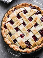 Highland Kitchen Mixed Berry Pie 9"