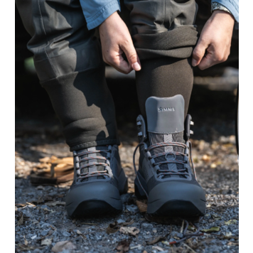 Simms W's Flyweight Boot - Vibram