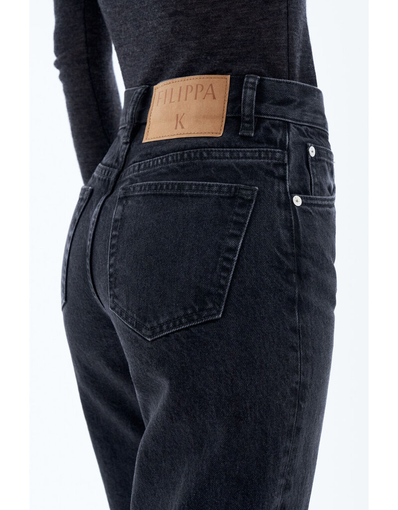 Filippa K Tapered Jeans