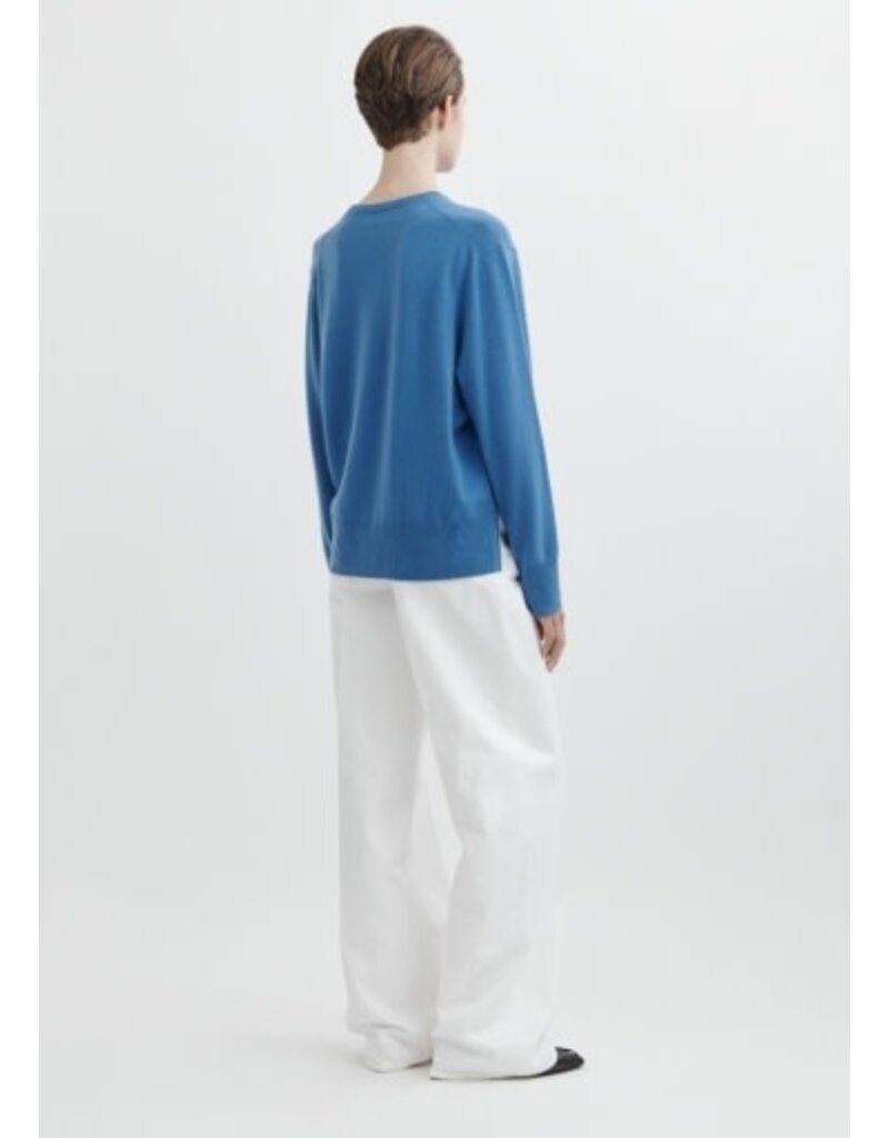 Toteme Crew-Neck Cashmere Knit