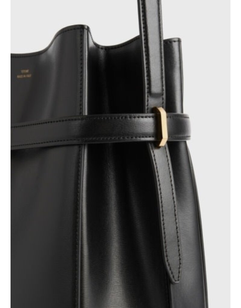 Toteme Belted leather bucket bag