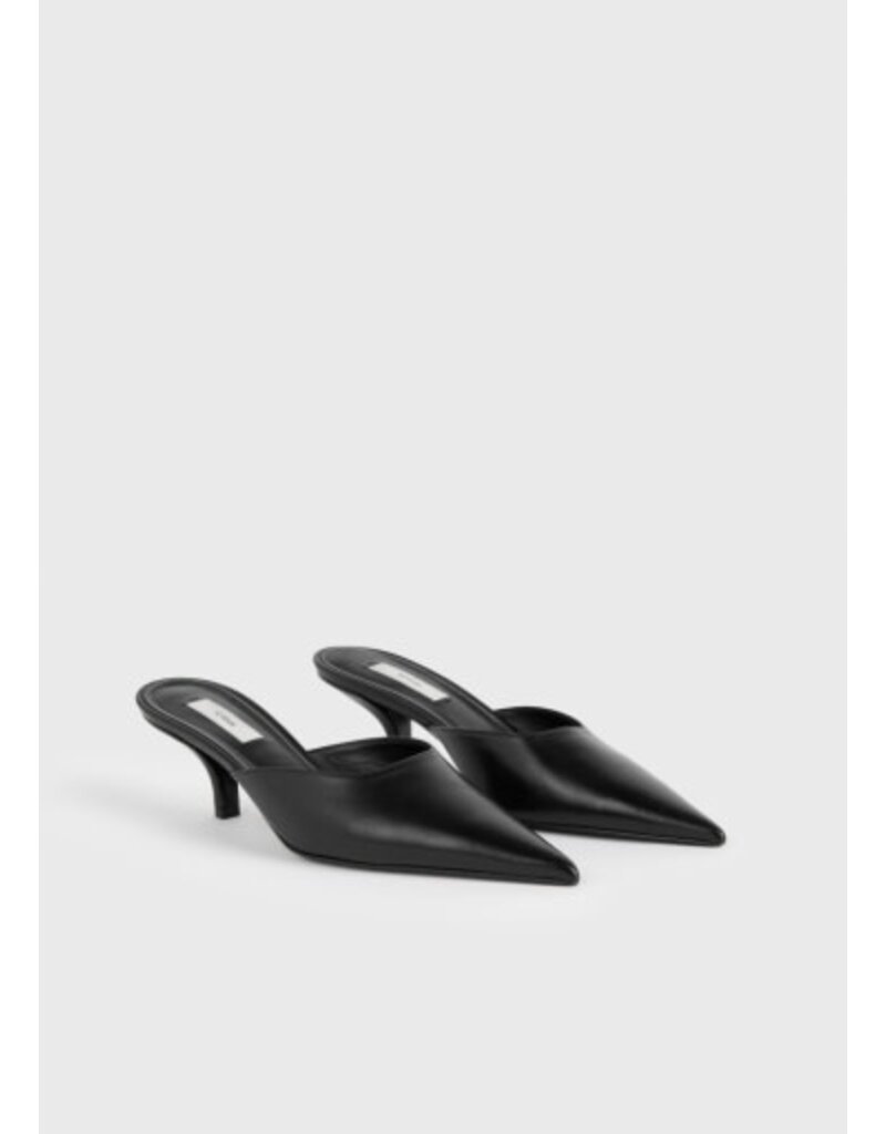 Toteme Sharp nappa mules