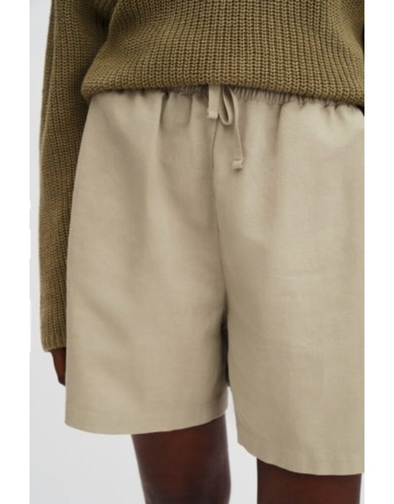 Filippa K Jessa Linen Shorts