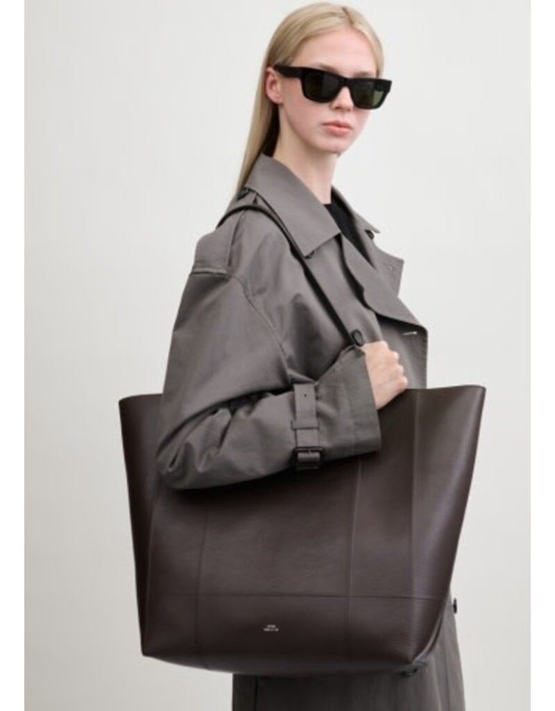 Toteme Roam Leather Tote