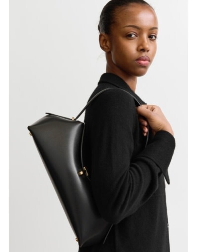 Toteme T-lock leather shoulder
