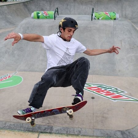 PLANCHE DE SKATE