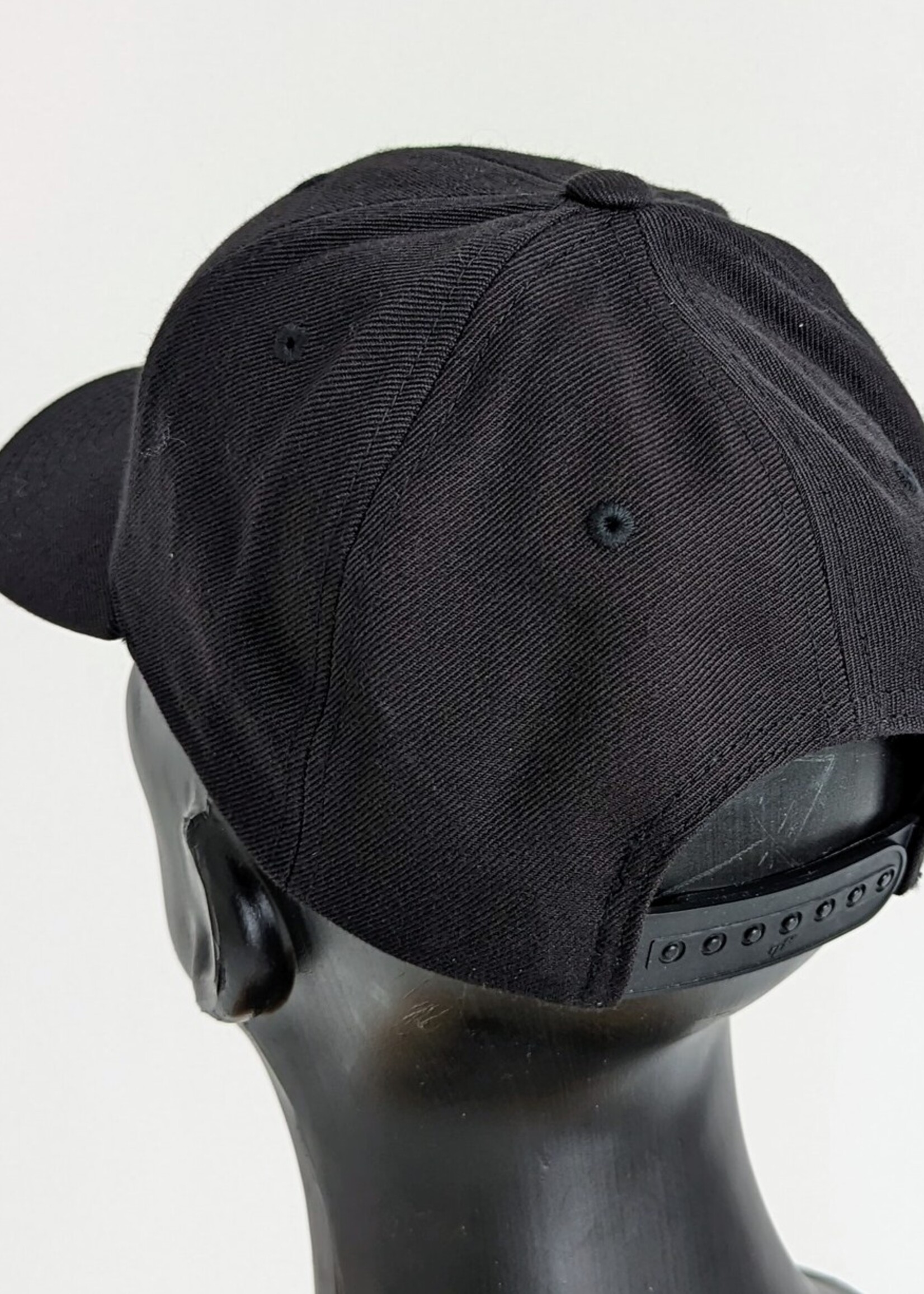 S3 S3 SNAPBACK BLACK