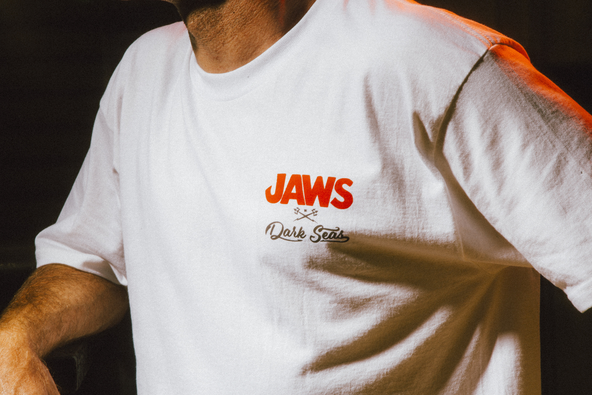 DARK SEAS DARK SEAS OUT THE BLUE TEE