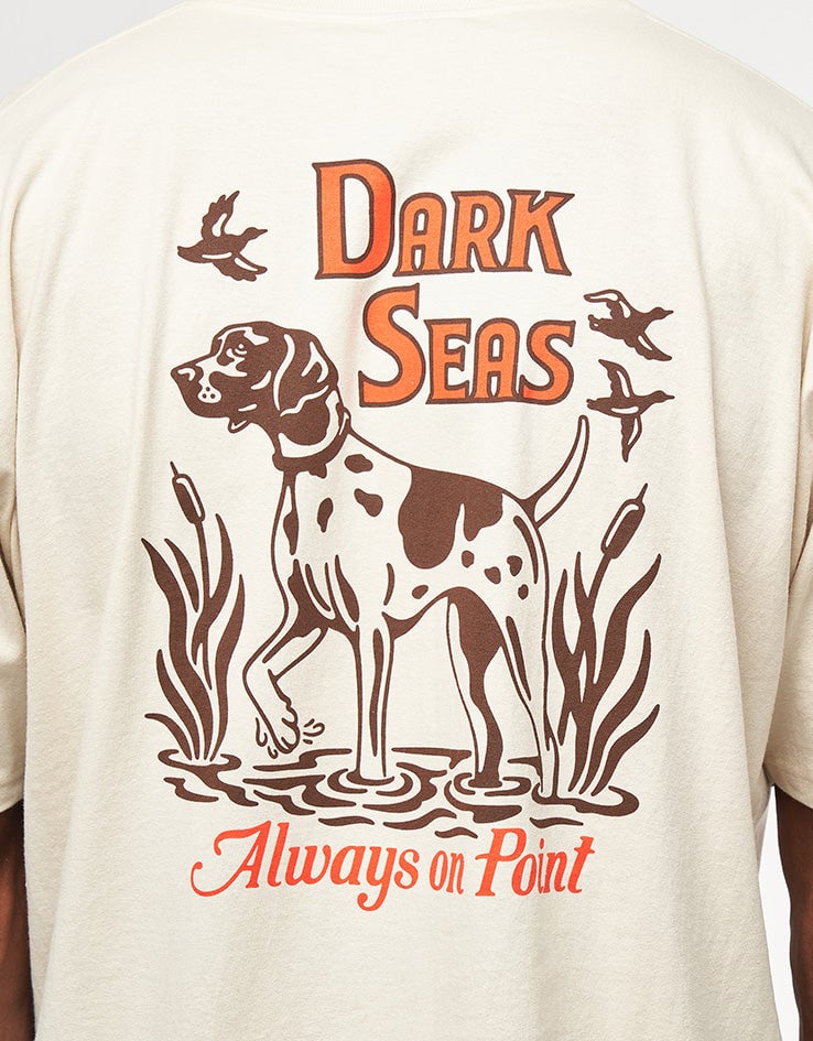 DARK SEAS POINTER TEE