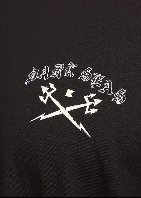 DARK SEAS SHIPWRECK TEE