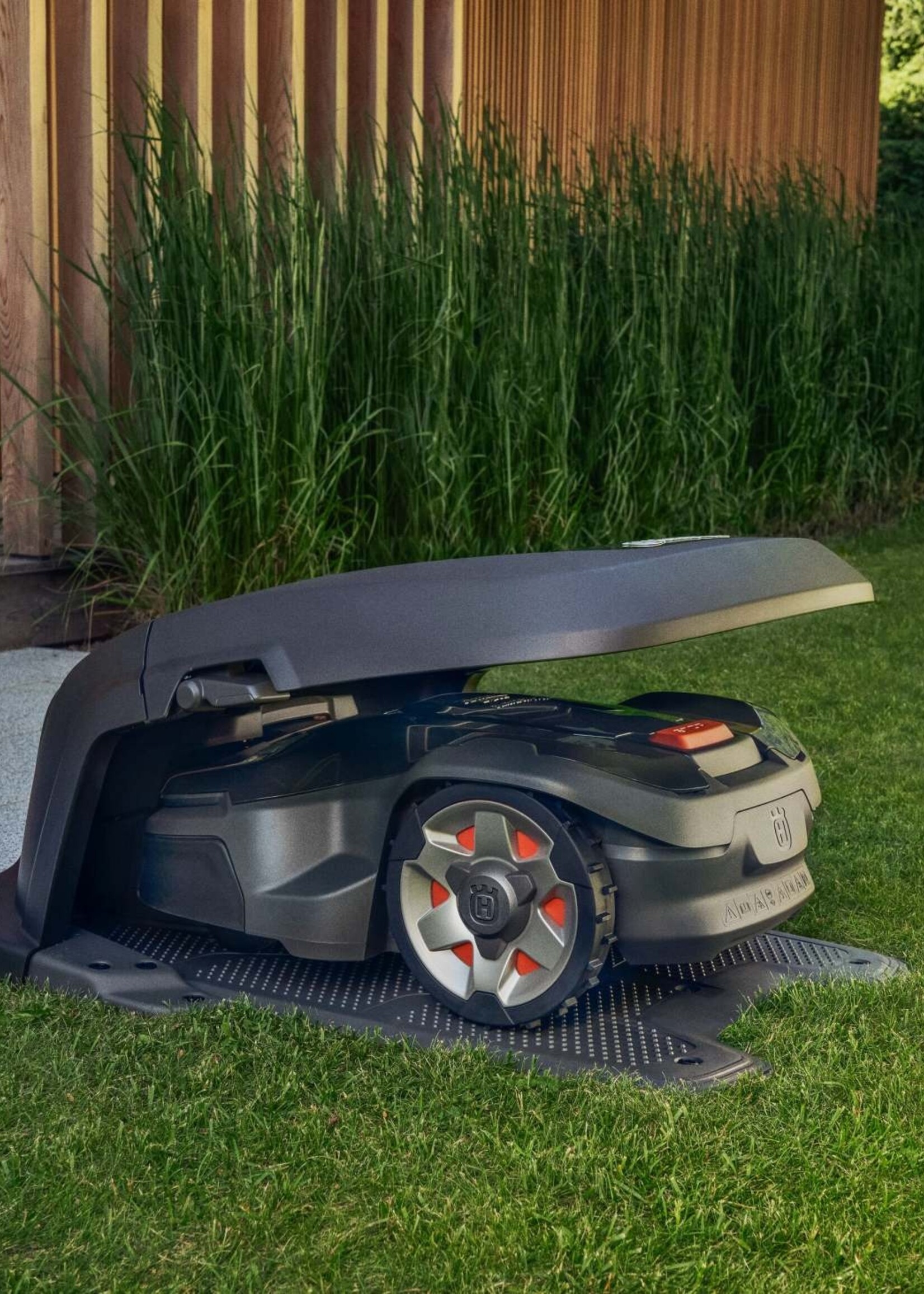 Husqvarna Automower 415X + Kit d'installation