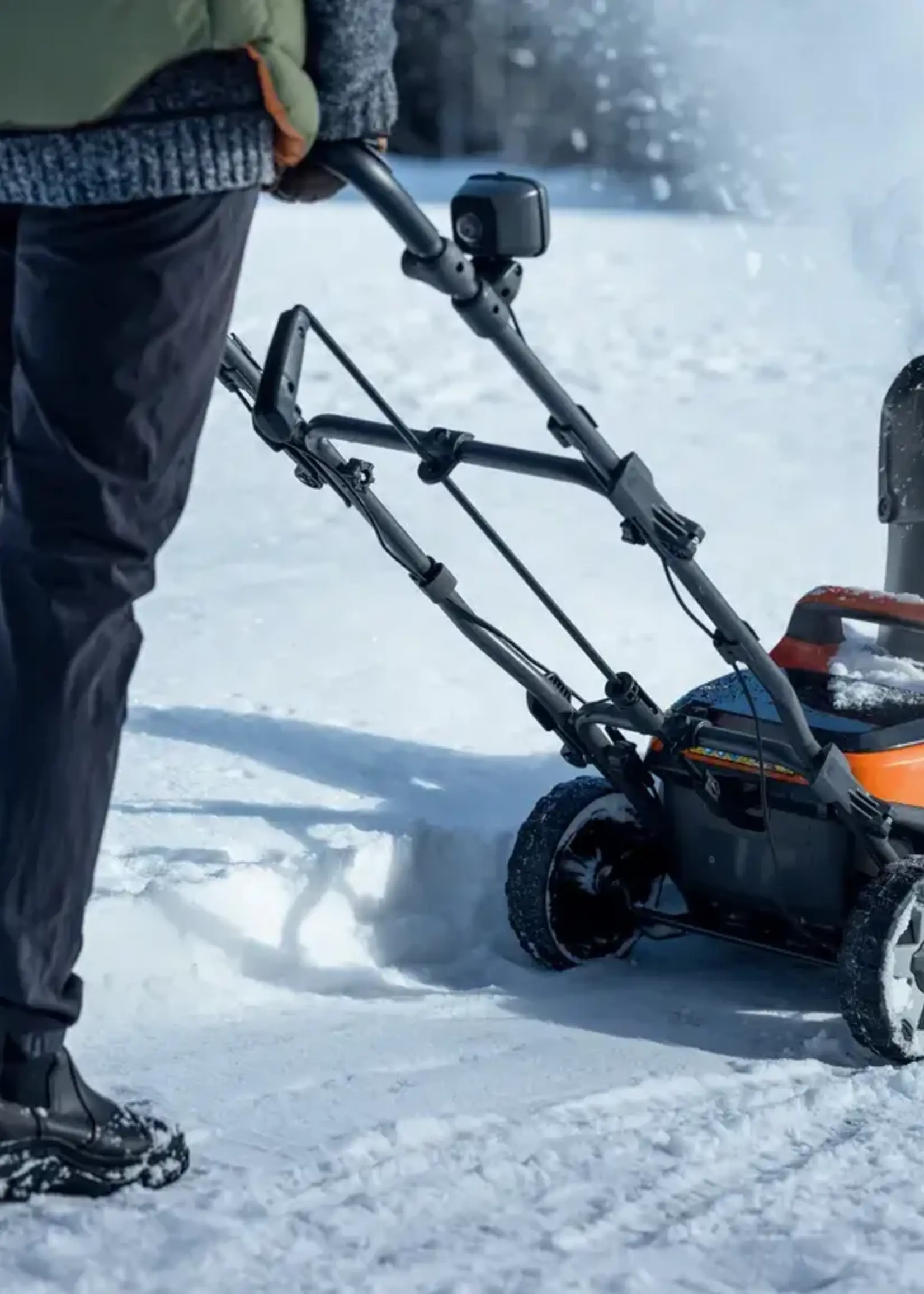 Husqvarna Combo tondeuse LE322 et la souffleuse 1 phase ST143i