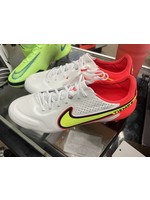 Nike Nike Size 8 White/Red Elie Tempo
