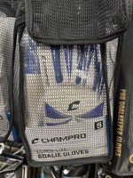 Champro Champro Super-Lite Goalie Gloves Size 5 White/Blue
