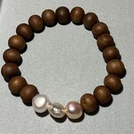 Kulaiwi Kulaiwi: 6" Fresh Water Pearl & Iliahi Bracelet (9mm)