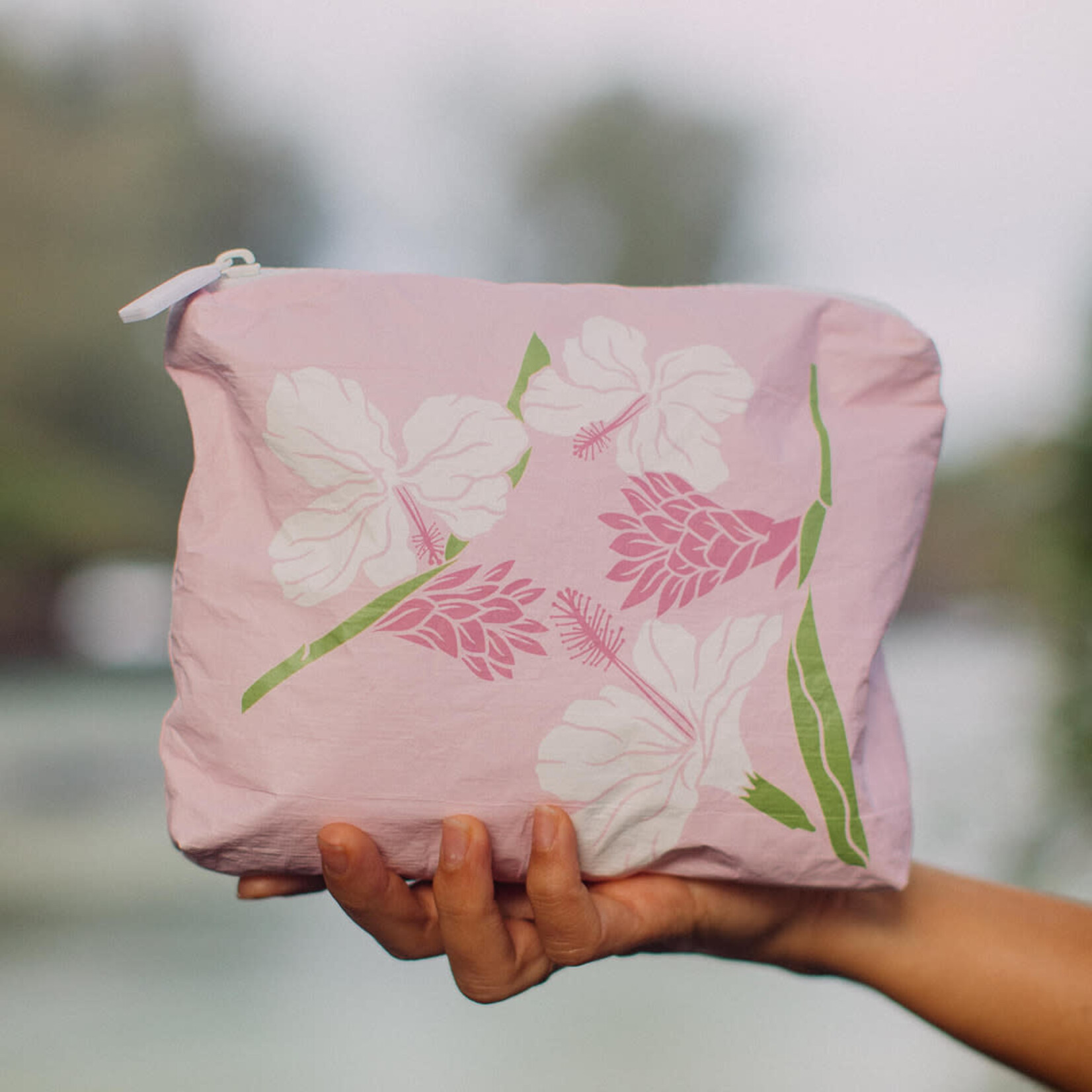 Kahiki Hawaii Kahiki Hawaii: Nahe Pouch