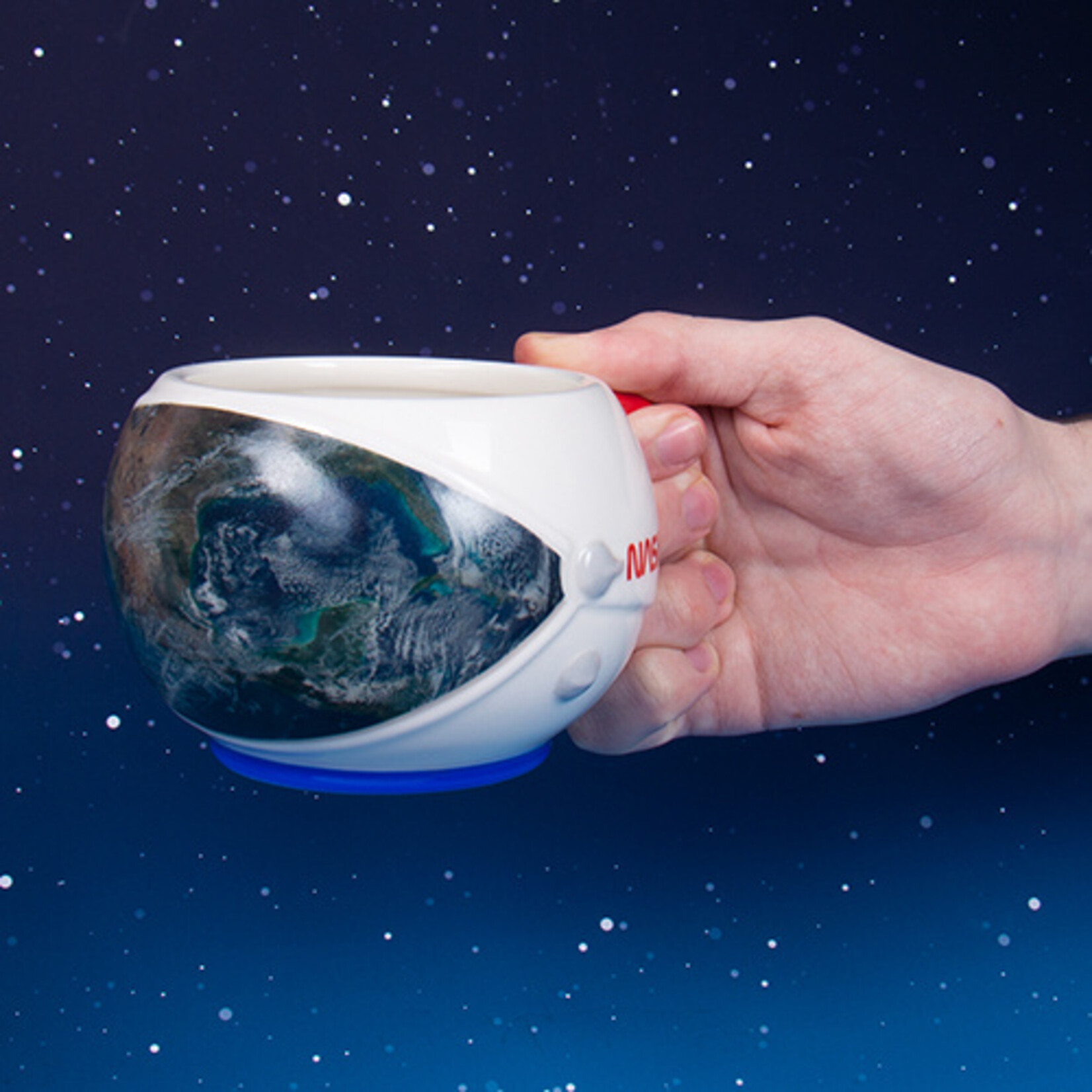 https://cdn.shoplightspeed.com/shops/666253/files/57783270/1652x1652x2/nasa-heat-change-shaped-mug.jpg