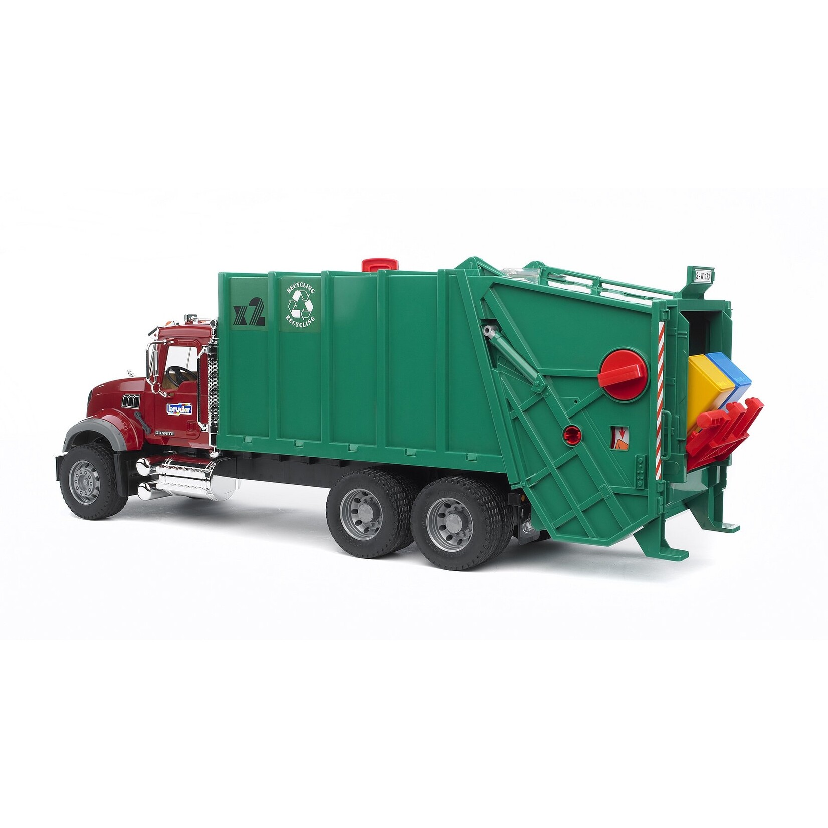 MACK Granite Garbage truck