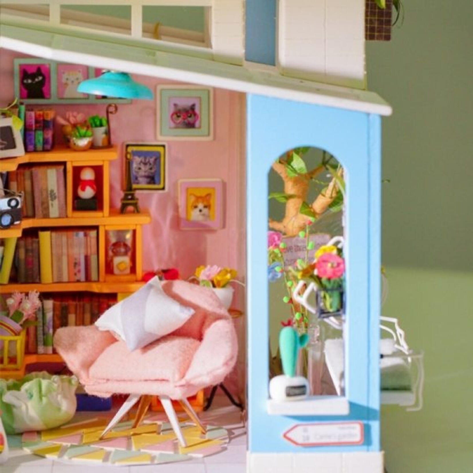 Dora's Loft Model