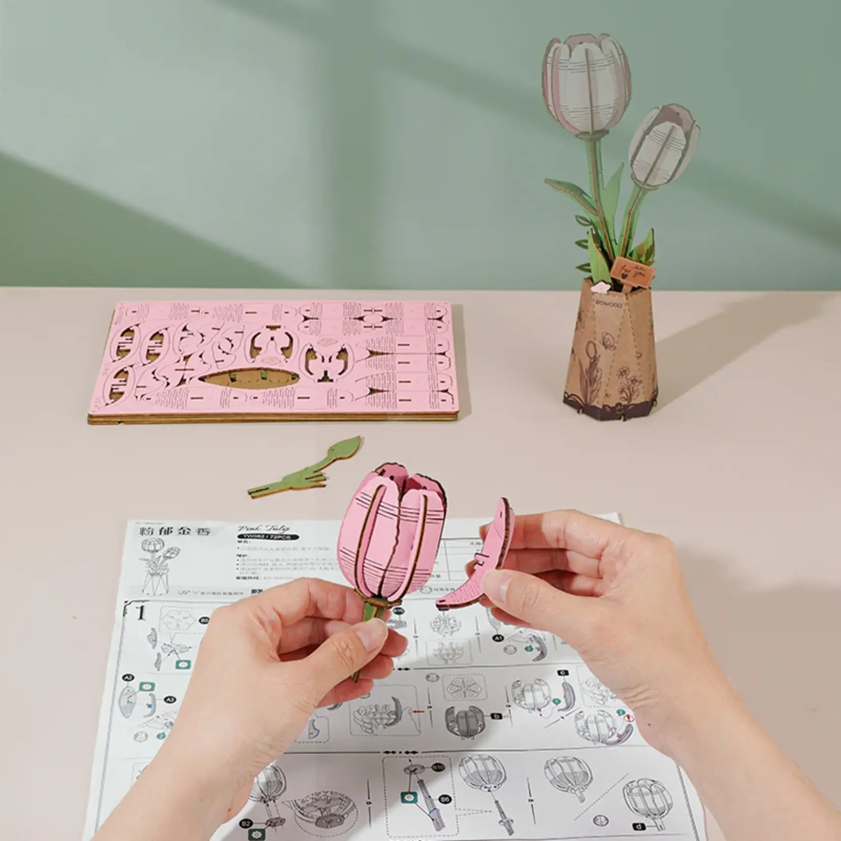 Bloom Craft: Tulip Wooden Model Kit