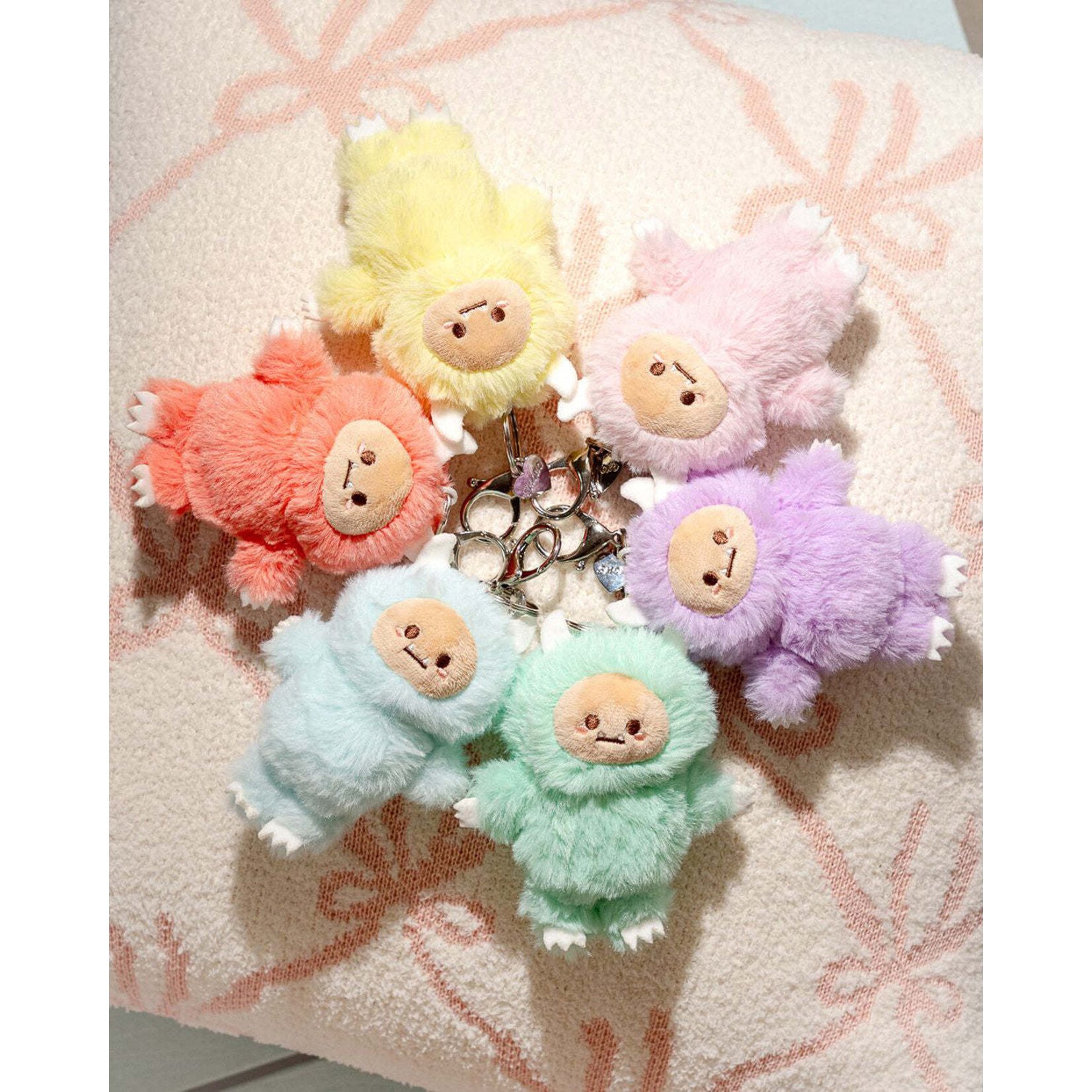 Hank Yeti Goes Pastel Plush Bag Charm Surprise Box