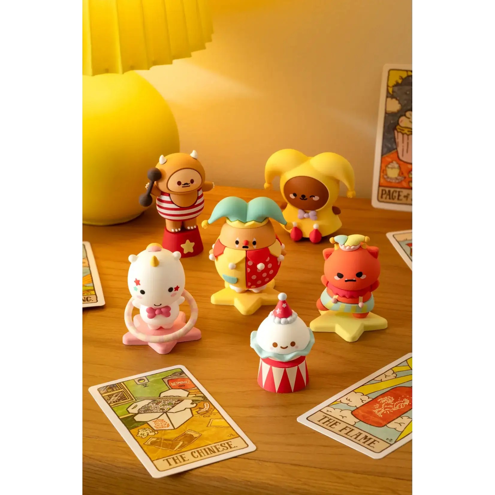 Cirque Du Smoko Surprise Figure
