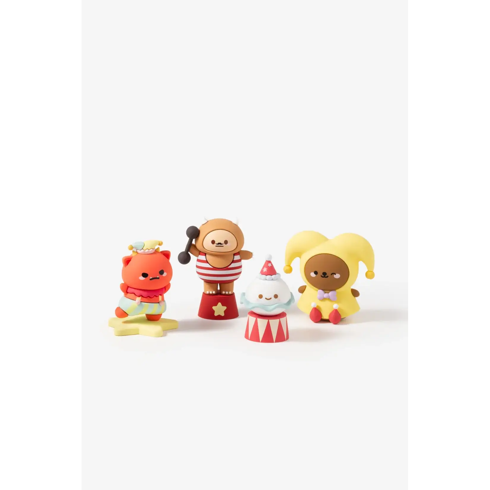 Cirque Du Smoko Surprise Figure