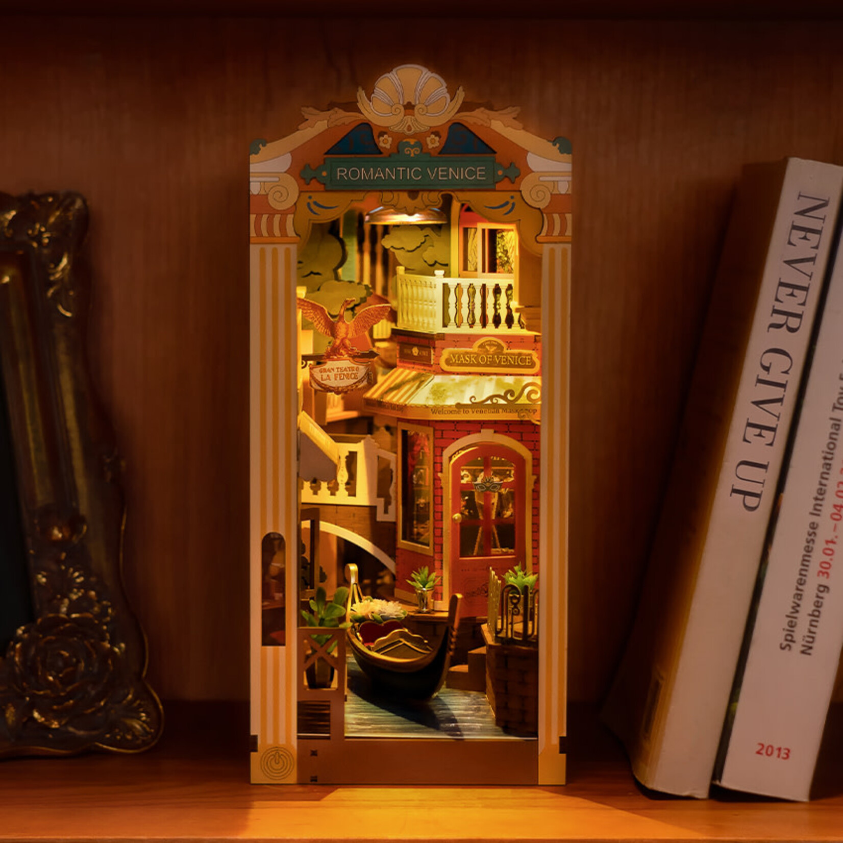 Romantic Venice DIY Book Nook