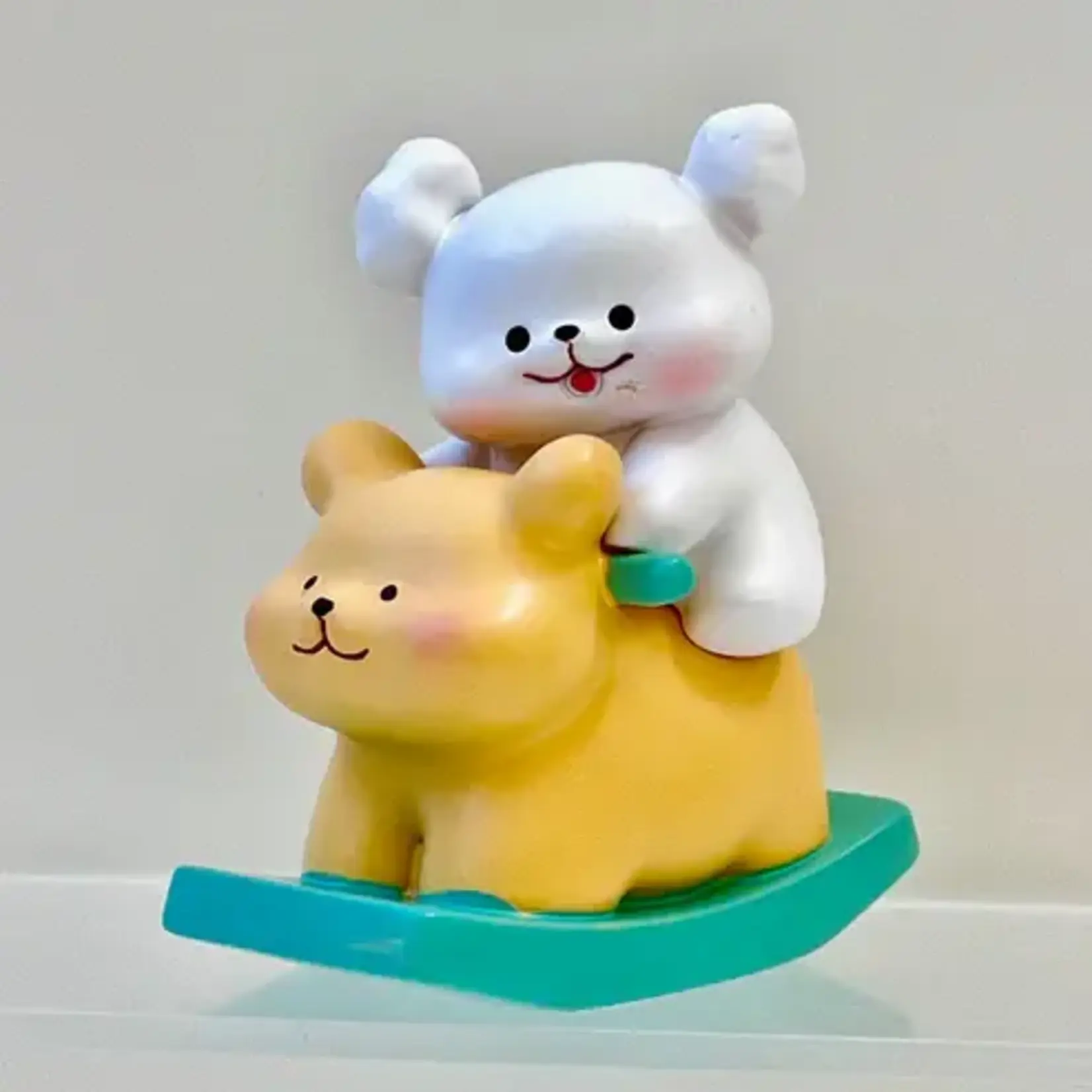 Puppy World Surprise Figure