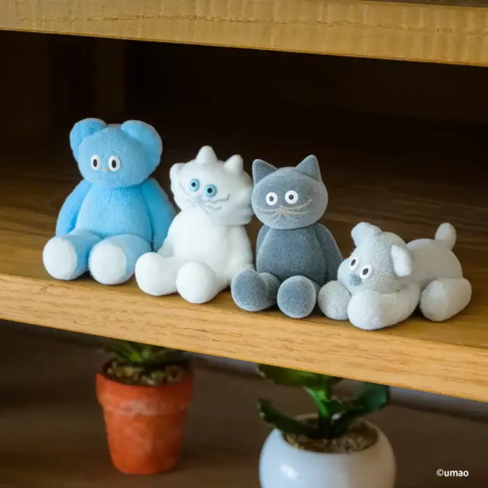 Umao Fuzzy Flocked Animal Series